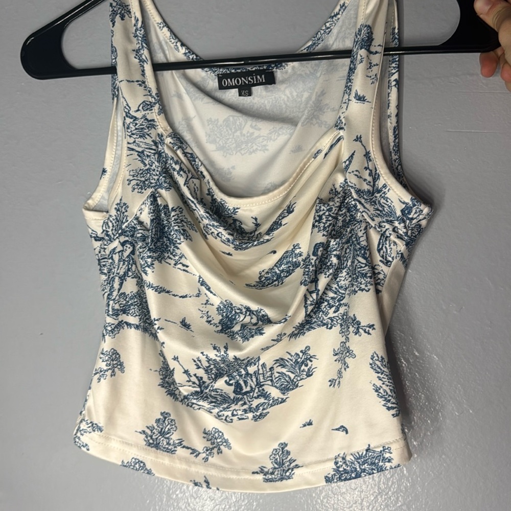 Cute top
